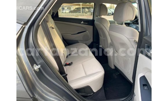 Nunua Imported Hyundai Tucson Nyeupe Gari ndani ya Import - Dubai nchini Arusha Nunua Imported Hyundai Tucson Nyeupe Gari ndani ya Import - Dubai nchini Arusha