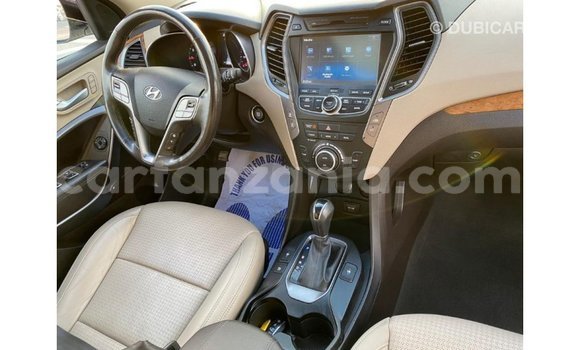 Buy Import Hyundai Santa Fe White Car in Import - Dubai in Arusha Buy Import Hyundai Santa Fe White Car in Import - Dubai in Arusha
