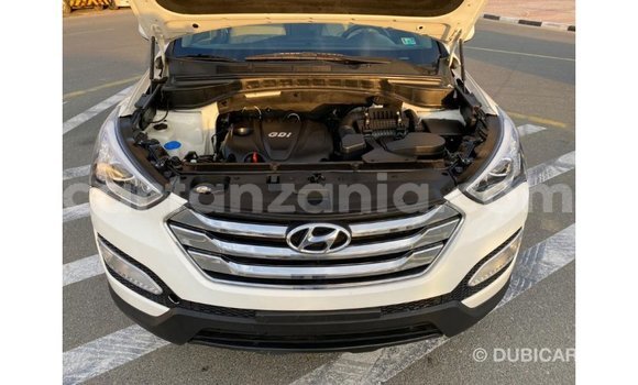 Buy Import Hyundai Santa Fe White Car in Import - Dubai in Arusha Buy Import Hyundai Santa Fe White Car in Import - Dubai in Arusha