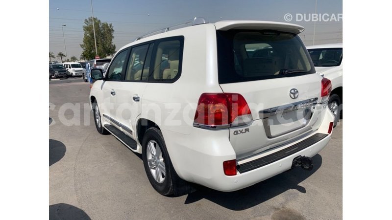 Big with watermark toyota land cruiser arusha import dubai 8083