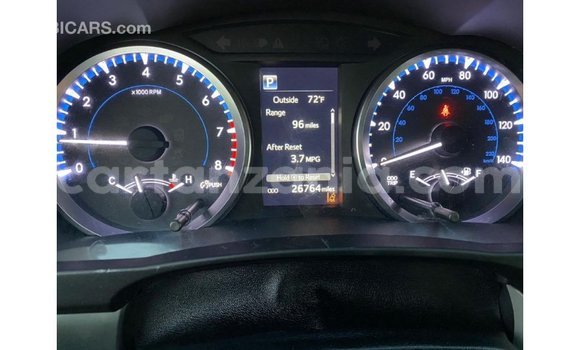 Nunua Imported Toyota Highlander Nyeupe Gari ndani ya Import - Dubai nchini Arusha Nunua Imported Toyota Highlander Nyeupe Gari ndani ya Import - Dubai nchini Arusha