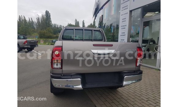 Nunua Imported Toyota Hilux Nyingine Gari ndani ya Import - Dubai nchini Arusha Nunua Imported Toyota Hilux Nyingine Gari ndani ya Import - Dubai nchini Arusha