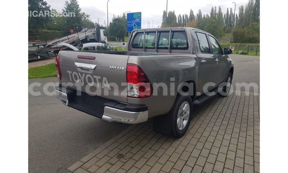 Nunua Imported Toyota Hilux Nyingine Gari ndani ya Import - Dubai nchini Arusha Nunua Imported Toyota Hilux Nyingine Gari ndani ya Import - Dubai nchini Arusha