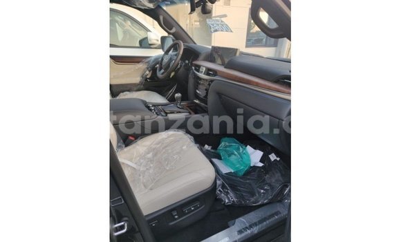 Nunua Imported Lexus LX Bluu Gari ndani ya Import - Dubai nchini Arusha Nunua Imported Lexus LX Bluu Gari ndani ya Import - Dubai nchini Arusha