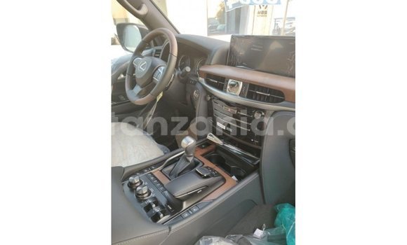 Nunua Imported Lexus LX Bluu Gari ndani ya Import - Dubai nchini Arusha Nunua Imported Lexus LX Bluu Gari ndani ya Import - Dubai nchini Arusha