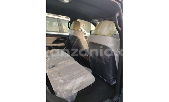 Nunua Imported Lexus LX Bluu Gari ndani ya Import - Dubai nchini Arusha Nunua Imported Lexus LX Bluu Gari ndani ya Import - Dubai nchini Arusha