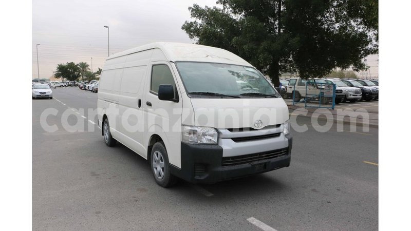 Big with watermark toyota hiace arusha import dubai 8104