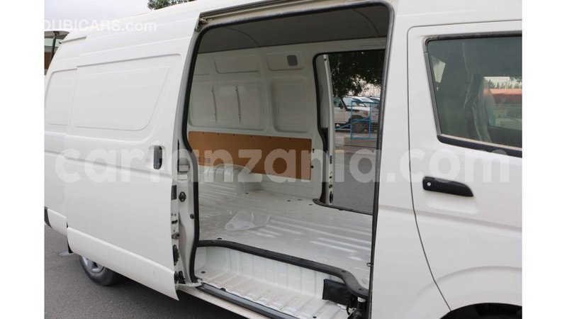 Big with watermark toyota hiace arusha import dubai 8104