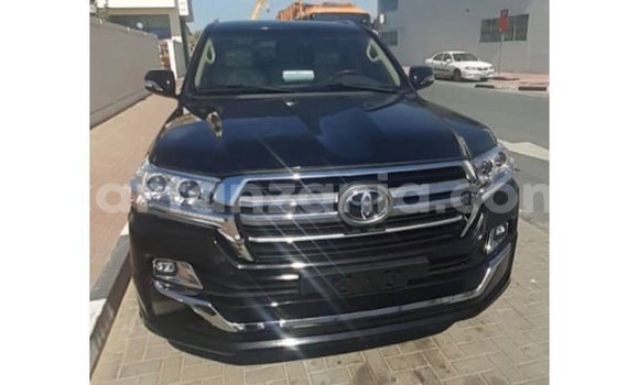 Buy Import Toyota Land Cruiser Black Car in Import - Dubai in Arusha Buy Import Toyota Land Cruiser Black Car in Import - Dubai in Arusha