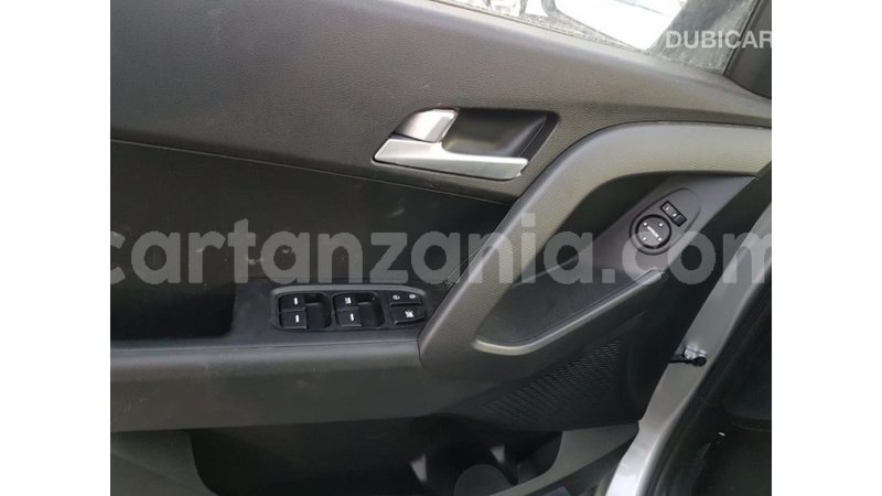 Big with watermark hyundai creta arusha import dubai 8117