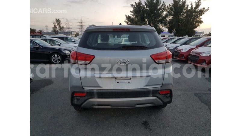 Big with watermark hyundai creta arusha import dubai 8117