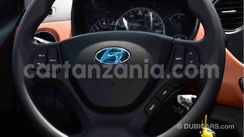 Big with watermark hyundai i10 arusha import dubai 8122