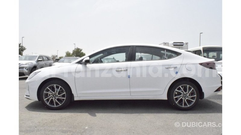 Big with watermark hyundai elantra arusha import dubai 8123