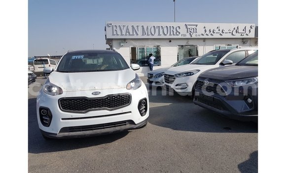 Buy Import Kia Sportage White Car in Import - Dubai in Arusha Buy Import Kia Sportage White Car in Import - Dubai in Arusha