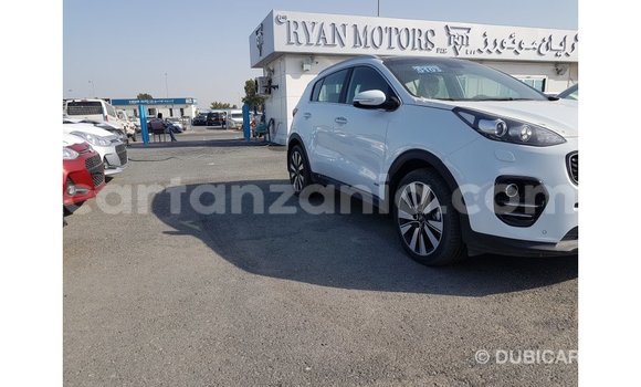 Buy Import Kia Sportage White Car in Import - Dubai in Arusha Buy Import Kia Sportage White Car in Import - Dubai in Arusha