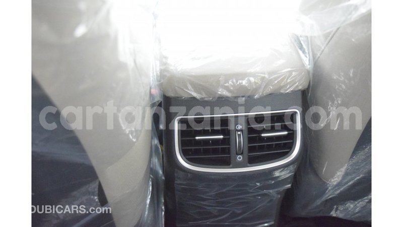 Big with watermark hyundai elantra arusha import dubai 8133