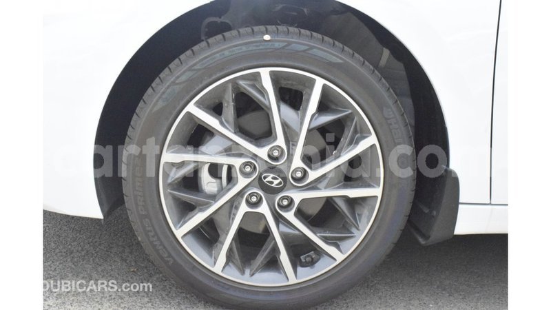 Big with watermark hyundai elantra arusha import dubai 8133