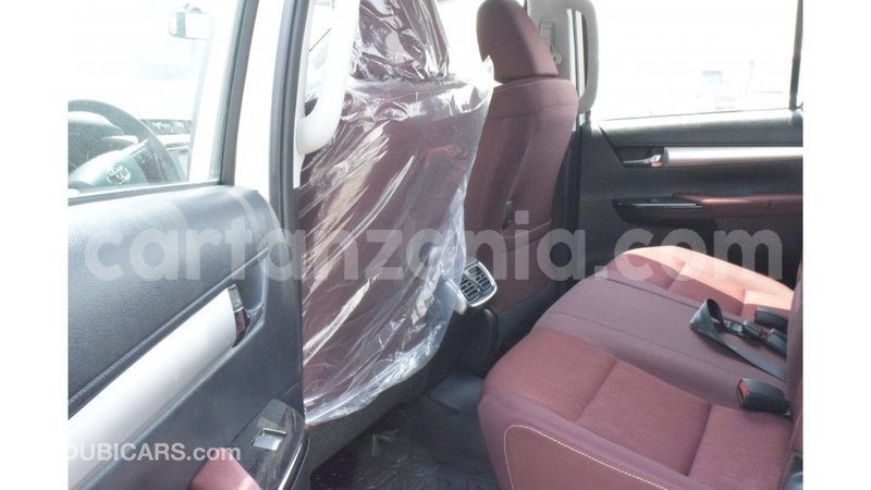 Big with watermark toyota hilux arusha import dubai 8137