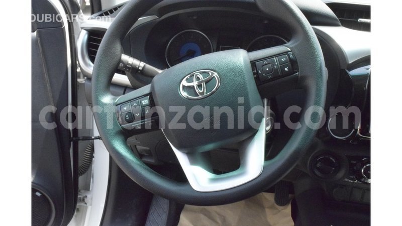 Big with watermark toyota hilux arusha import dubai 8137