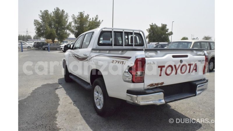 Big with watermark toyota hilux arusha import dubai 8137