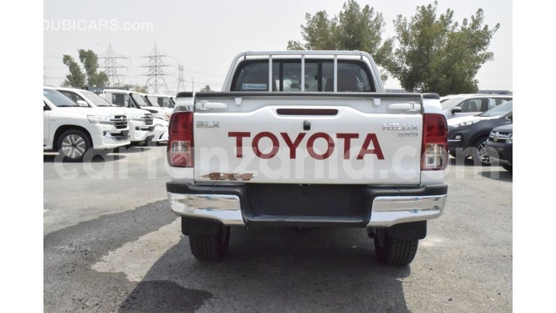 Big with watermark toyota hilux arusha import dubai 8137