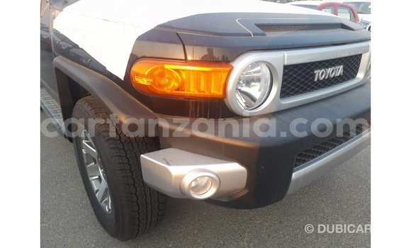 Buy Import Toyota FJ Cruiser Black Car in Import - Dubai in Arusha Buy Import Toyota FJ Cruiser Black Car in Import - Dubai in Arusha