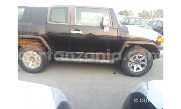 Buy Import Toyota FJ Cruiser Black Car in Import - Dubai in Arusha Buy Import Toyota FJ Cruiser Black Car in Import - Dubai in Arusha
