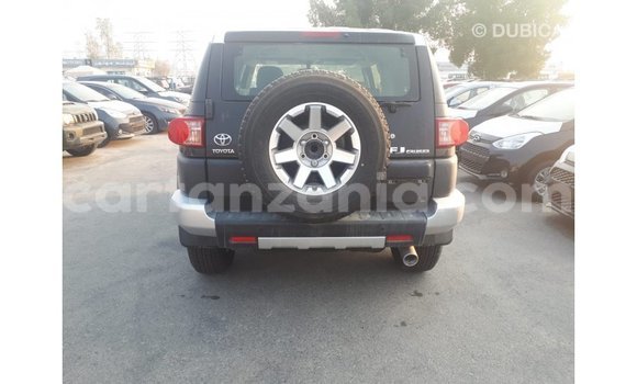 Buy Import Toyota FJ Cruiser Black Car in Import - Dubai in Arusha Buy Import Toyota FJ Cruiser Black Car in Import - Dubai in Arusha