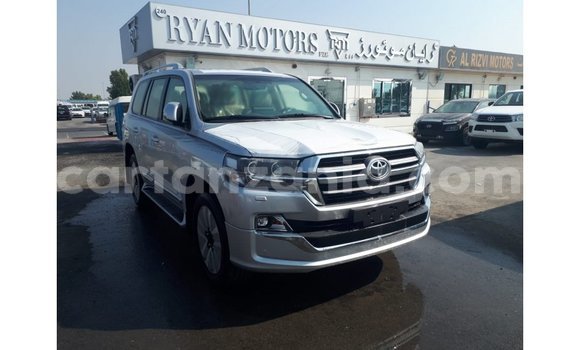 Nunua Imported Toyota Land Cruiser Nyingine Gari ndani ya Import - Dubai nchini Arusha Nunua Imported Toyota Land Cruiser Nyingine Gari ndani ya Import - Dubai nchini Arusha