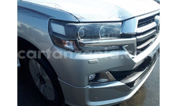 Nunua Imported Toyota Land Cruiser Nyingine Gari ndani ya Import - Dubai nchini Arusha Nunua Imported Toyota Land Cruiser Nyingine Gari ndani ya Import - Dubai nchini Arusha