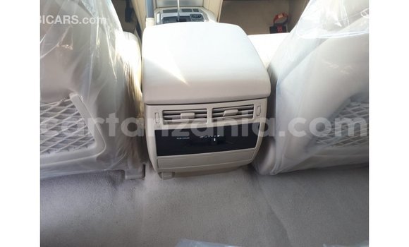 Nunua Imported Toyota Land Cruiser Nyingine Gari ndani ya Import - Dubai nchini Arusha Nunua Imported Toyota Land Cruiser Nyingine Gari ndani ya Import - Dubai nchini Arusha