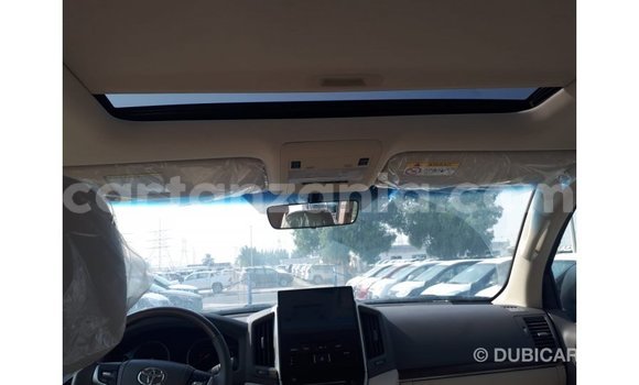 Nunua Imported Toyota Land Cruiser Nyingine Gari ndani ya Import - Dubai nchini Arusha Nunua Imported Toyota Land Cruiser Nyingine Gari ndani ya Import - Dubai nchini Arusha