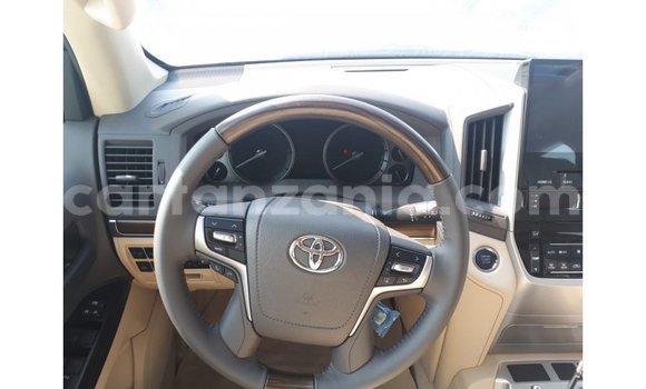 Nunua Imported Toyota Land Cruiser Nyingine Gari ndani ya Import - Dubai nchini Arusha Nunua Imported Toyota Land Cruiser Nyingine Gari ndani ya Import - Dubai nchini Arusha
