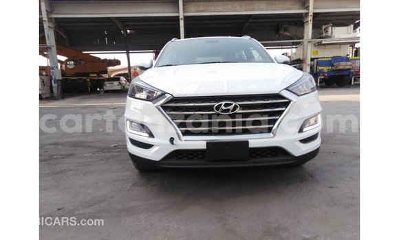 Nunua Imported Hyundai Tucson Nyeupe Gari ndani ya Import - Dubai nchini Arusha Nunua Imported Hyundai Tucson Nyeupe Gari ndani ya Import - Dubai nchini Arusha