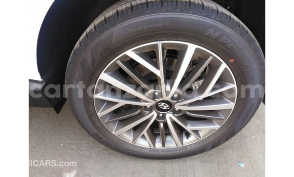 Nunua Imported Hyundai Tucson Nyeupe Gari ndani ya Import - Dubai nchini Arusha Nunua Imported Hyundai Tucson Nyeupe Gari ndani ya Import - Dubai nchini Arusha