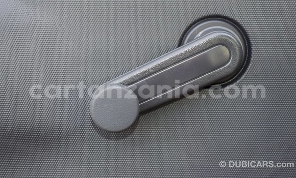 Buy Import Toyota Hiace White Car in Import - Dubai in Arusha Buy Import Toyota Hiace White Car in Import - Dubai in Arusha