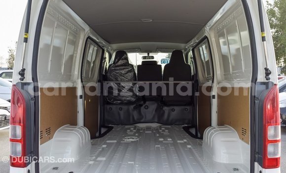 Buy Import Toyota Hiace White Car in Import - Dubai in Arusha Buy Import Toyota Hiace White Car in Import - Dubai in Arusha