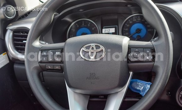 Buy Import Toyota Hilux White Car in Import - Dubai in Arusha Buy Import Toyota Hilux White Car in Import - Dubai in Arusha
