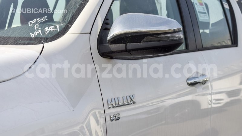 Big with watermark toyota hilux arusha import dubai 8178