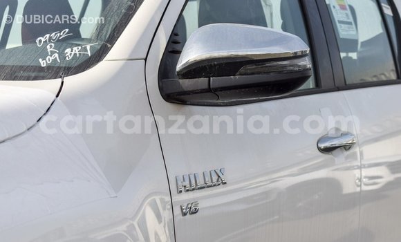 Buy Import Toyota Hilux White Car in Import - Dubai in Arusha Buy Import Toyota Hilux White Car in Import - Dubai in Arusha