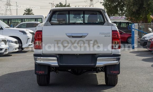 Buy Import Toyota Hilux White Car in Import - Dubai in Arusha Buy Import Toyota Hilux White Car in Import - Dubai in Arusha