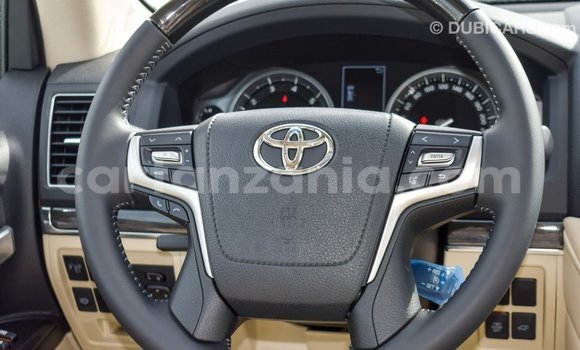 Buy Import Toyota Land Cruiser Other Car in Import - Dubai in Arusha Buy Import Toyota Land Cruiser Other Car in Import - Dubai in Arusha