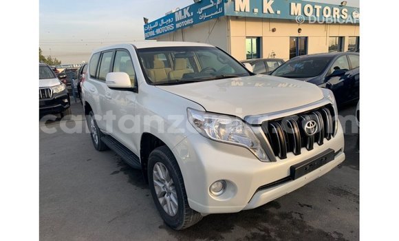 Nunua Imported Toyota Prado Nyeupe Gari ndani ya Import - Dubai nchini Arusha Nunua Imported Toyota Prado Nyeupe Gari ndani ya Import - Dubai nchini Arusha