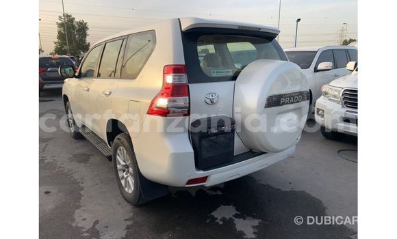 Nunua Imported Toyota Prado Nyeupe Gari ndani ya Import - Dubai nchini Arusha Nunua Imported Toyota Prado Nyeupe Gari ndani ya Import - Dubai nchini Arusha