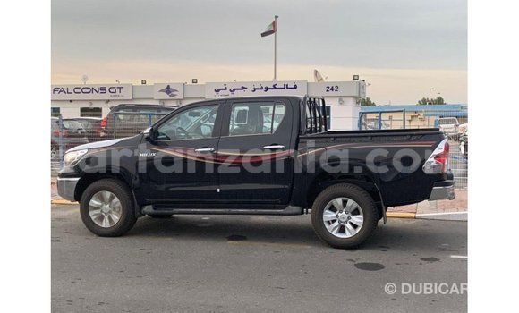 Nunua Imported Toyota Hilux Nyeusi Gari ndani ya Import - Dubai nchini Arusha Nunua Imported Toyota Hilux Nyeusi Gari ndani ya Import - Dubai nchini Arusha