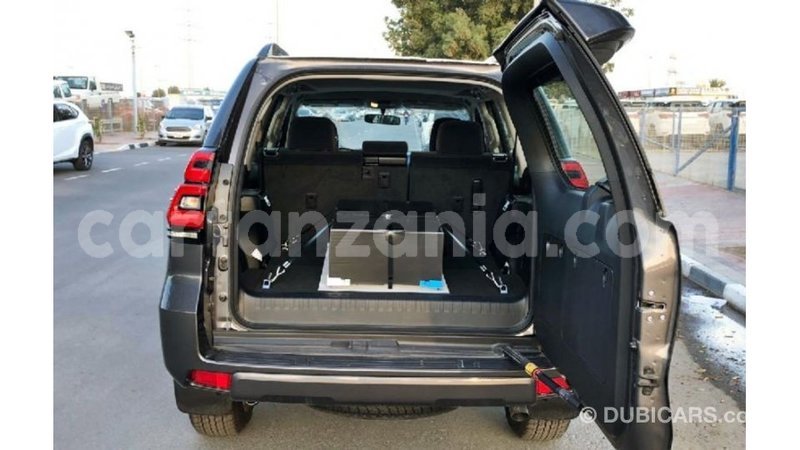 Big with watermark toyota prado arusha import dubai 8193