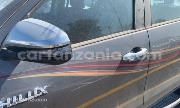 Nunua Imported Toyota Hilux Nyingine Gari ndani ya Import - Dubai nchini Arusha Nunua Imported Toyota Hilux Nyingine Gari ndani ya Import - Dubai nchini Arusha