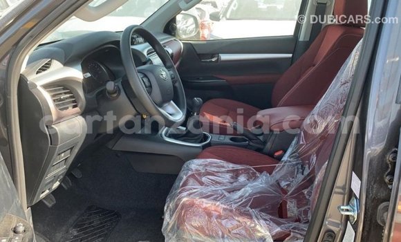 Nunua Imported Toyota Hilux Nyingine Gari ndani ya Import - Dubai nchini Arusha Nunua Imported Toyota Hilux Nyingine Gari ndani ya Import - Dubai nchini Arusha