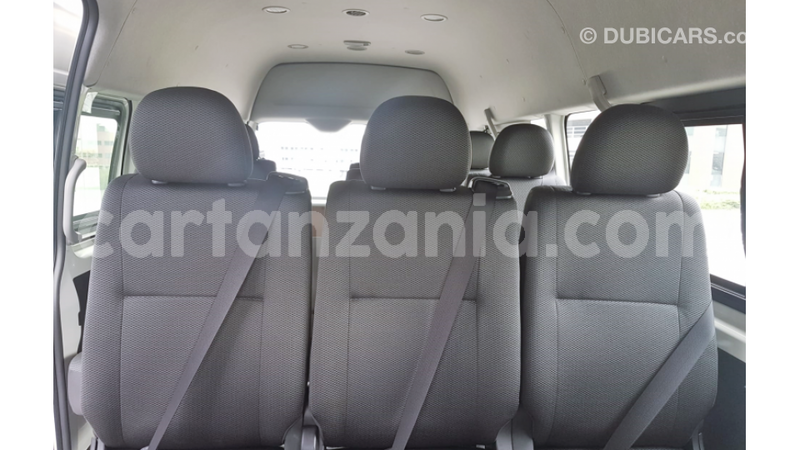 Big with watermark toyota hiace arusha import dubai 8200