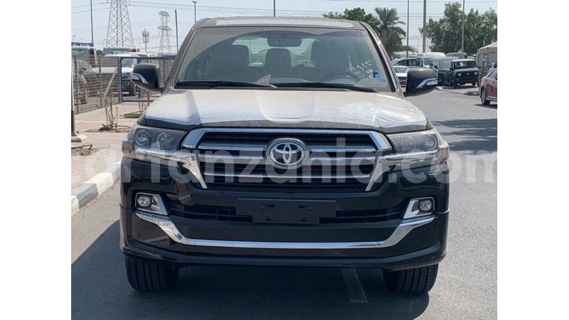 Big with watermark toyota land cruiser arusha import dubai 8203